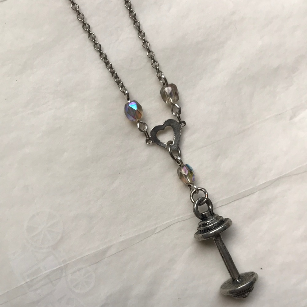Dumbbell necklace with heart & iridescent beads